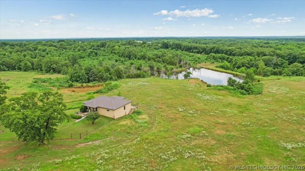 748 Bloomfield Road Hendrix, OK 74741