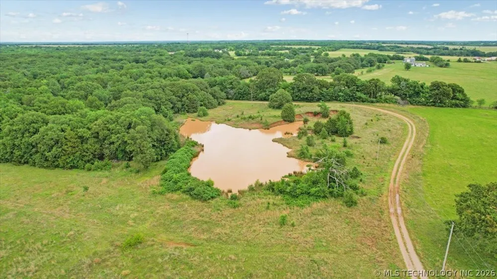 748 Bloomfield Road Hendrix, OK 74741