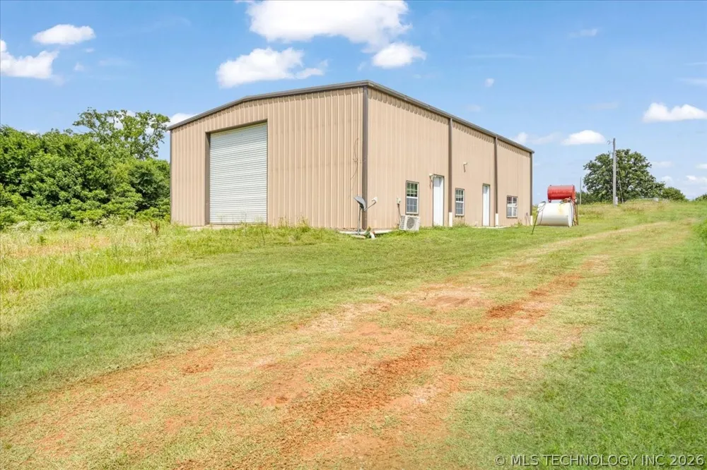 748 Bloomfield Road Hendrix, OK 74741