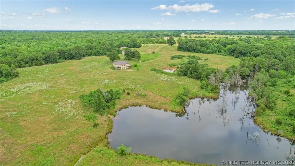 748 Bloomfield Road Hendrix, OK 74741