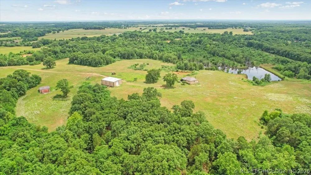 748 Bloomfield Road Hendrix, OK 74741