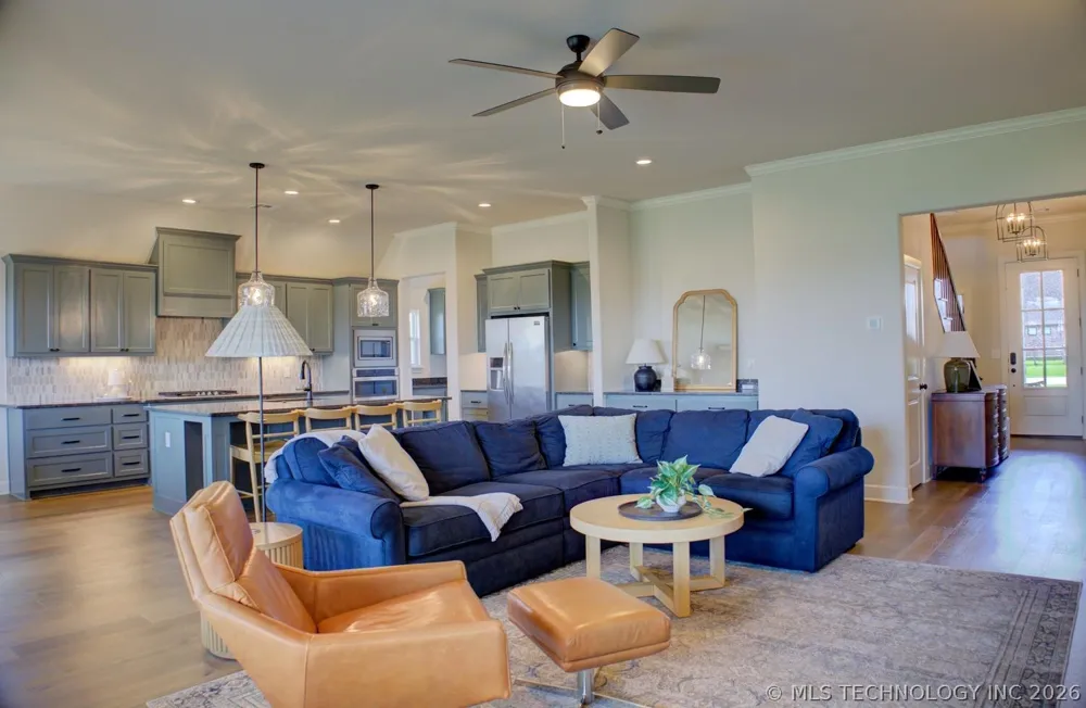 16713 S 1st EastAvenue Glenpool, OK 74033