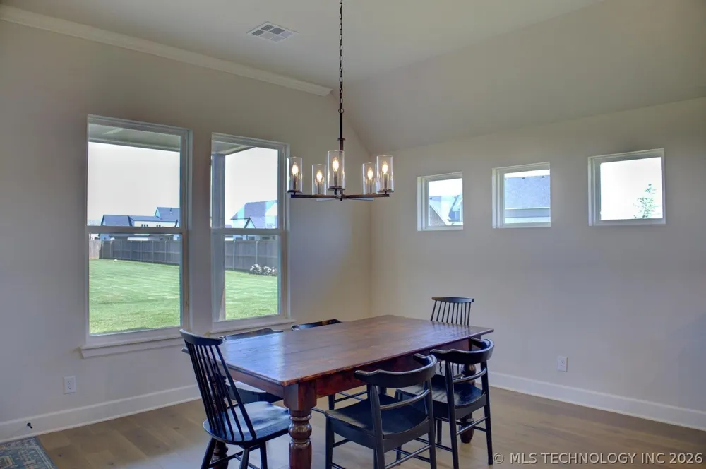16713 S 1st EastAvenue Glenpool, OK 74033