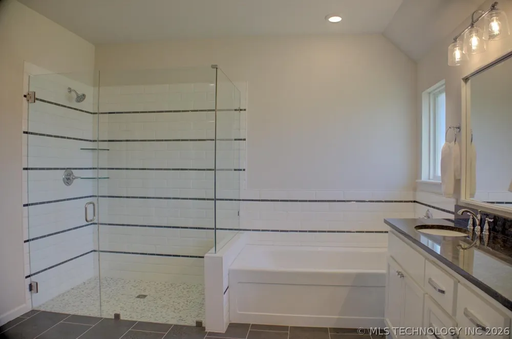 16713 S 1st EastAvenue Glenpool, OK 74033