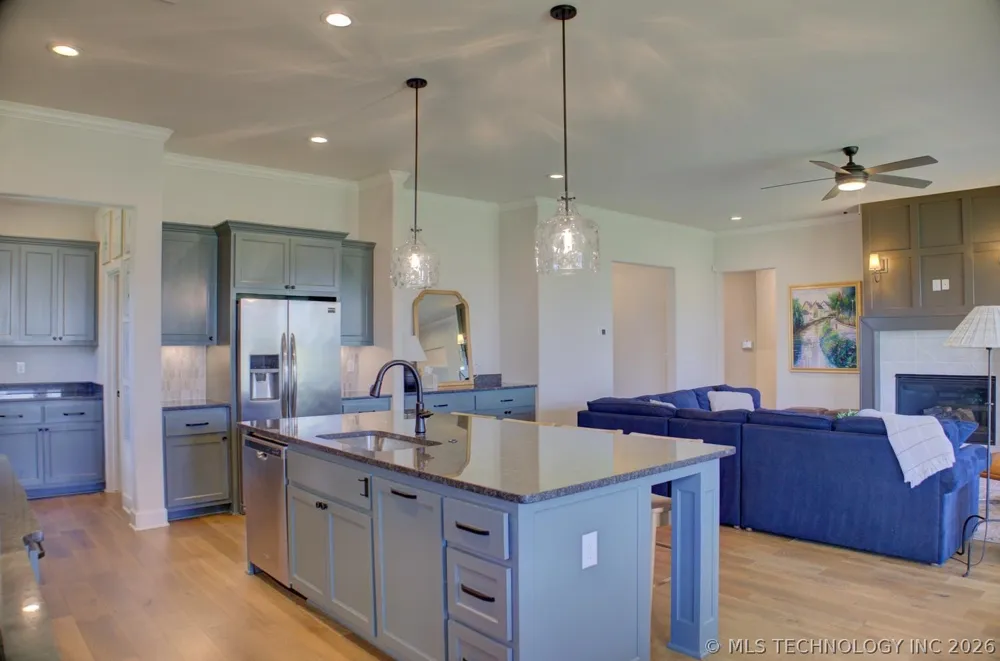 16713 S 1st EastAvenue Glenpool, OK 74033