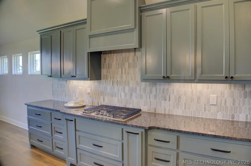 16713 S 1st EastAvenue Glenpool, OK 74033