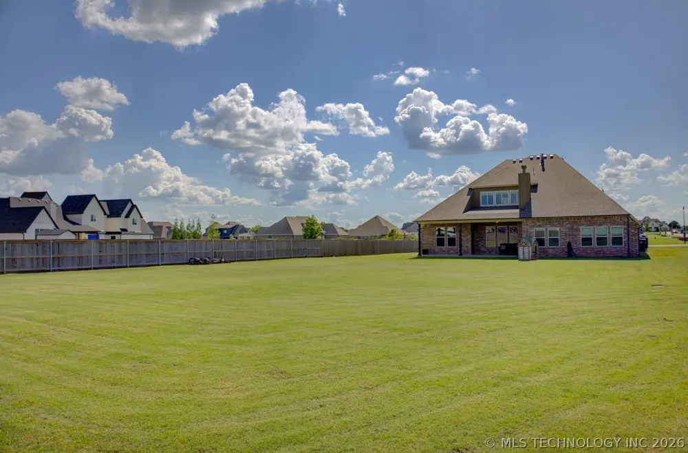 16713 S 1st EastAvenue Glenpool, OK 74033