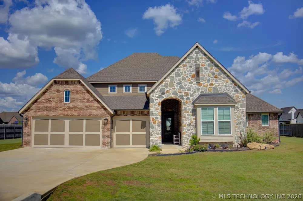 16713 S 1st EastAvenue Glenpool, OK 74033