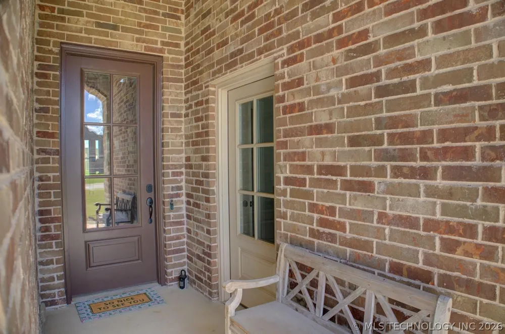 16713 S 1st EastAvenue Glenpool, OK 74033