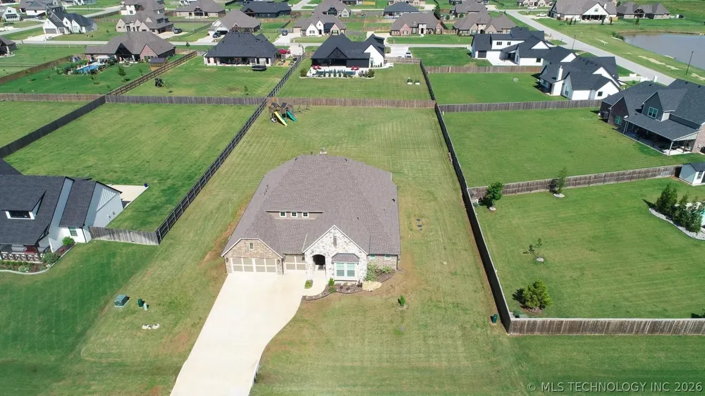 16713 S 1st EastAvenue Glenpool, OK 74033