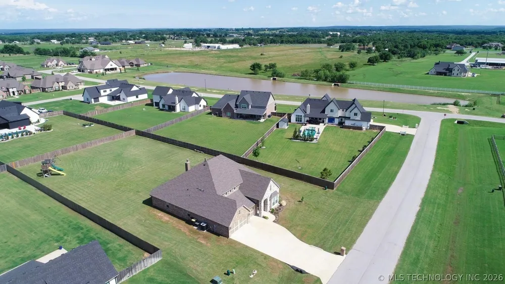 16713 S 1st EastAvenue Glenpool, OK 74033