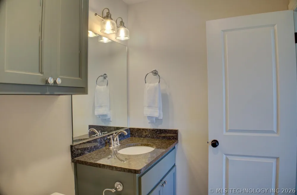 16713 S 1st EastAvenue Glenpool, OK 74033