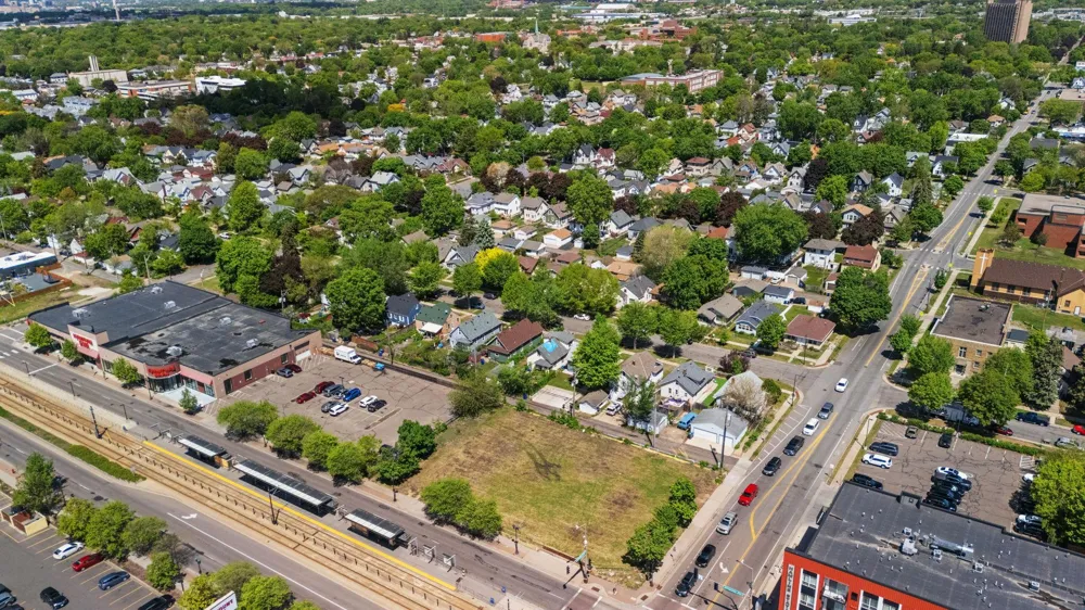 1347 University Avenue W Saint Paul, MN 55104