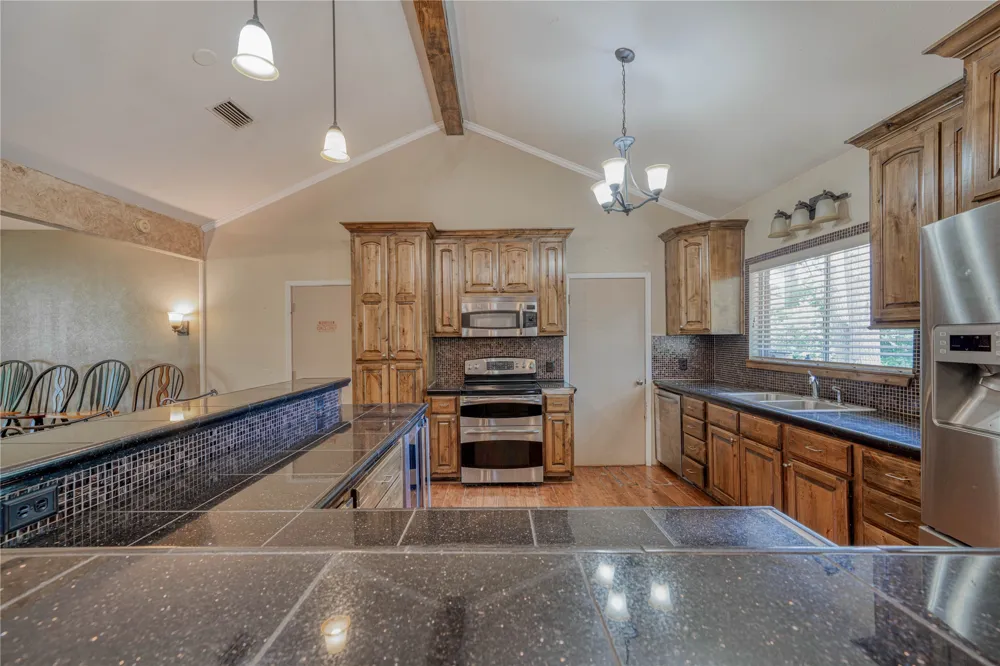 1006 Rikkity Lane Mt Pleasant, TX 75455