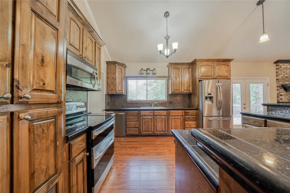 1006 Rikkity Lane Mt Pleasant, TX 75455