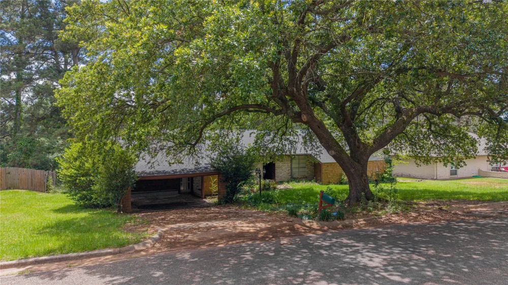 1006 Rikkity Lane Mt Pleasant, TX 75455