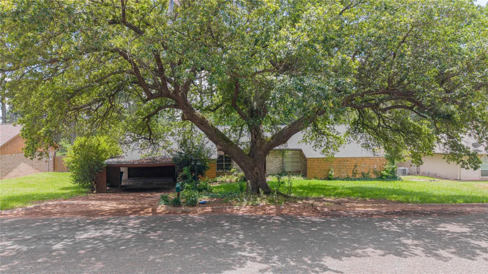 1006 Rikkity Lane Mt Pleasant, TX 75455