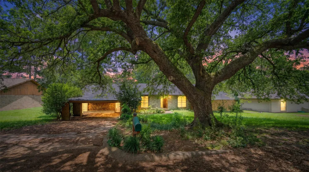 1006 Rikkity Lane Mt Pleasant, TX 75455