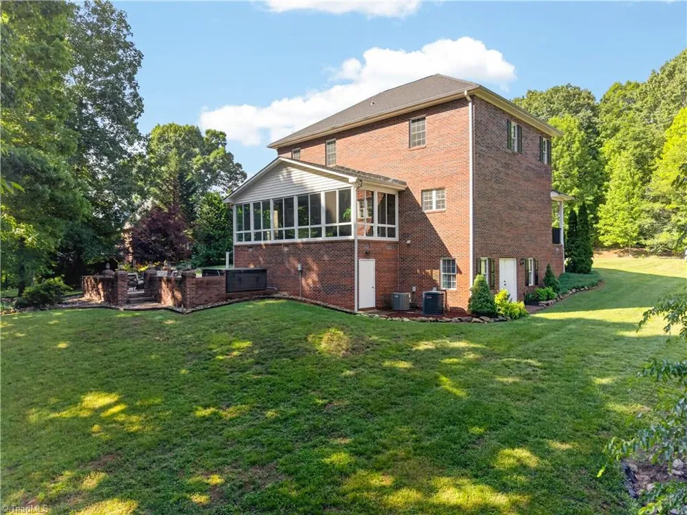 1380 Ridgewood Circle Asheboro, NC 27203
