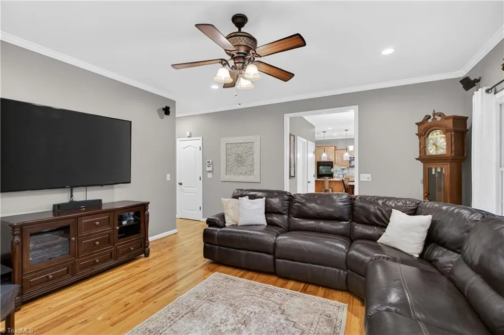 1380 Ridgewood Circle Asheboro, NC 27203