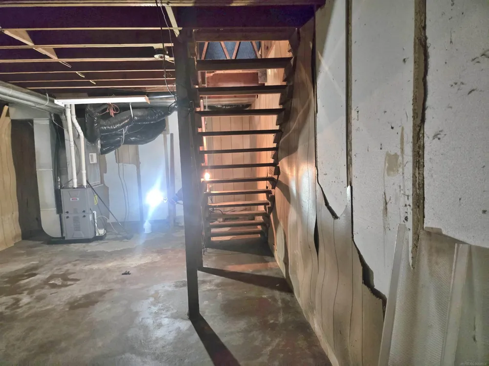 1915 W Garfild Road Grant Township, MI 49446