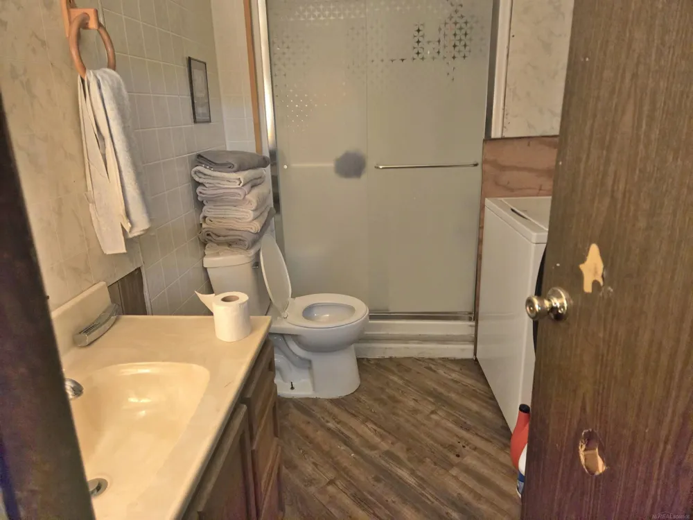 1915 W Garfild Road Grant Township, MI 49446