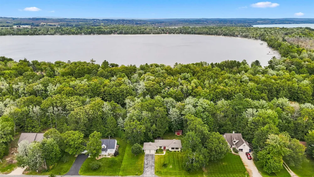 6831 E Harbor Drive Elk Rapids Township, MI 49629