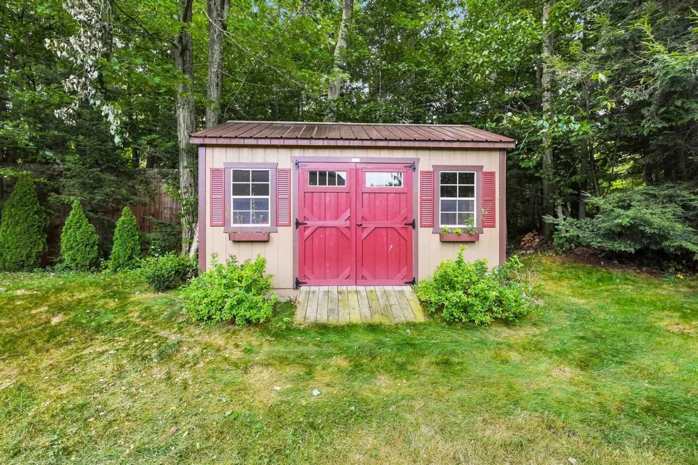 6831 E Harbor Drive Elk Rapids Township, MI 49629