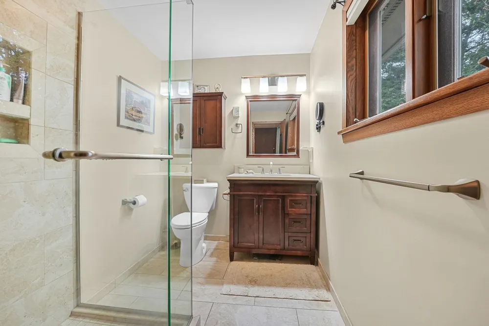 6831 E Harbor Drive Elk Rapids Township, MI 49629