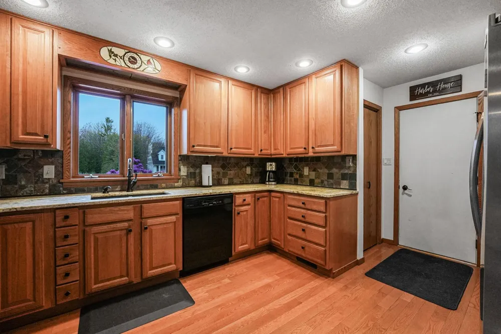 6831 E Harbor Drive Elk Rapids Township, MI 49629
