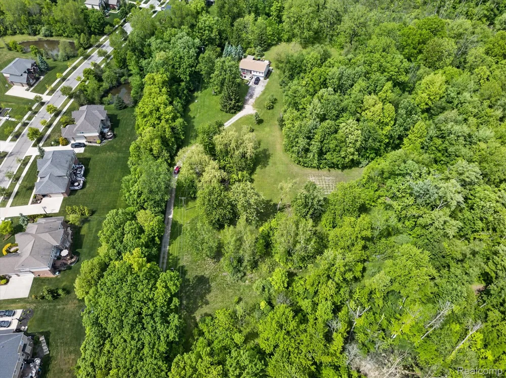 9 Mile Road Novi City, MI 48374