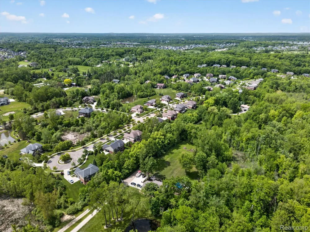 9 Mile Road Novi City, MI 48374