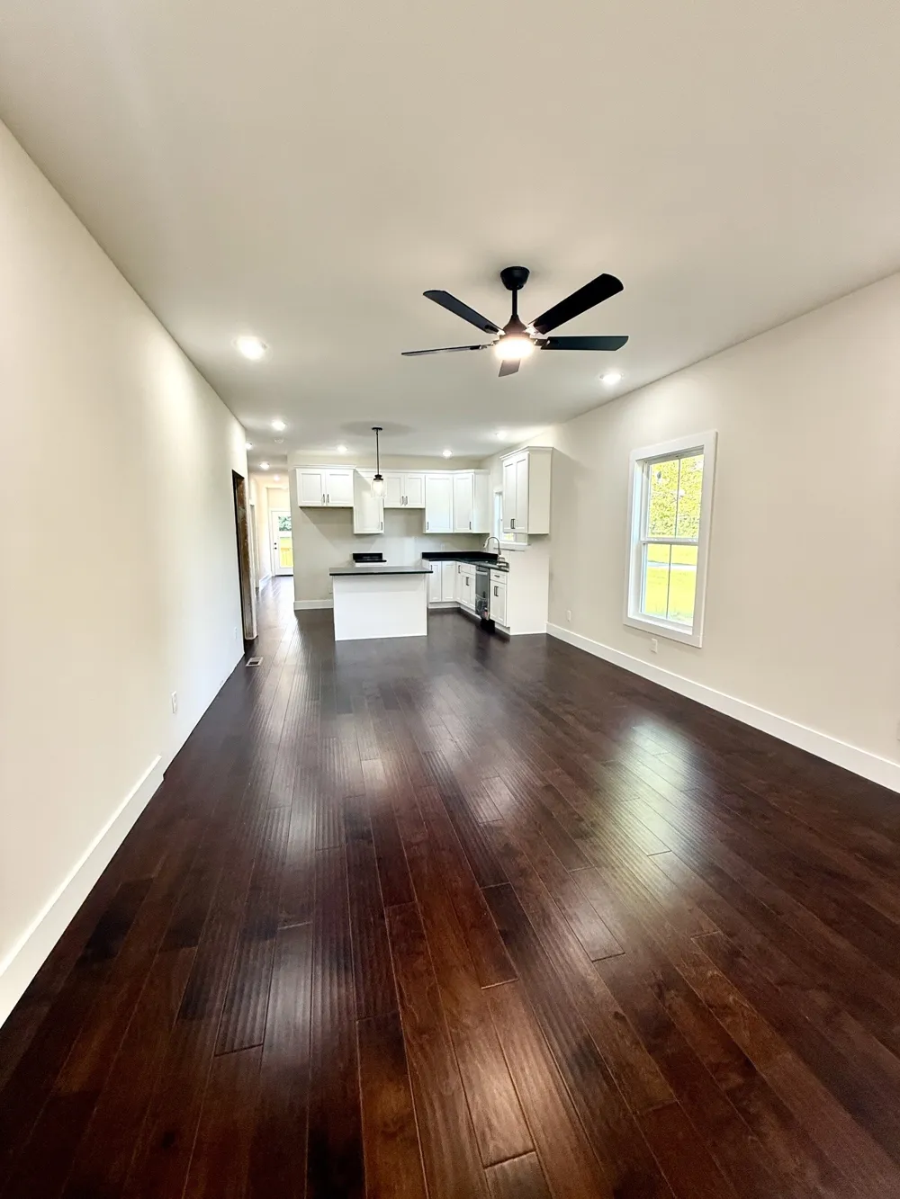 114 Honeysuckle Ln Sparta, TN 38583
