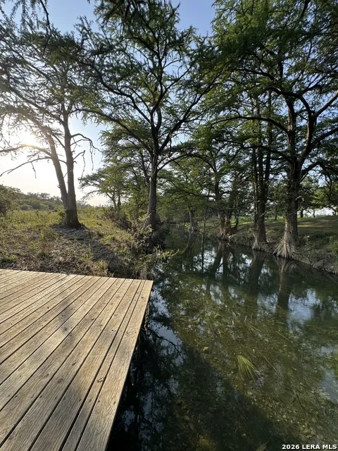 173 Pvt Rd 3820 Utopia, TX 78884