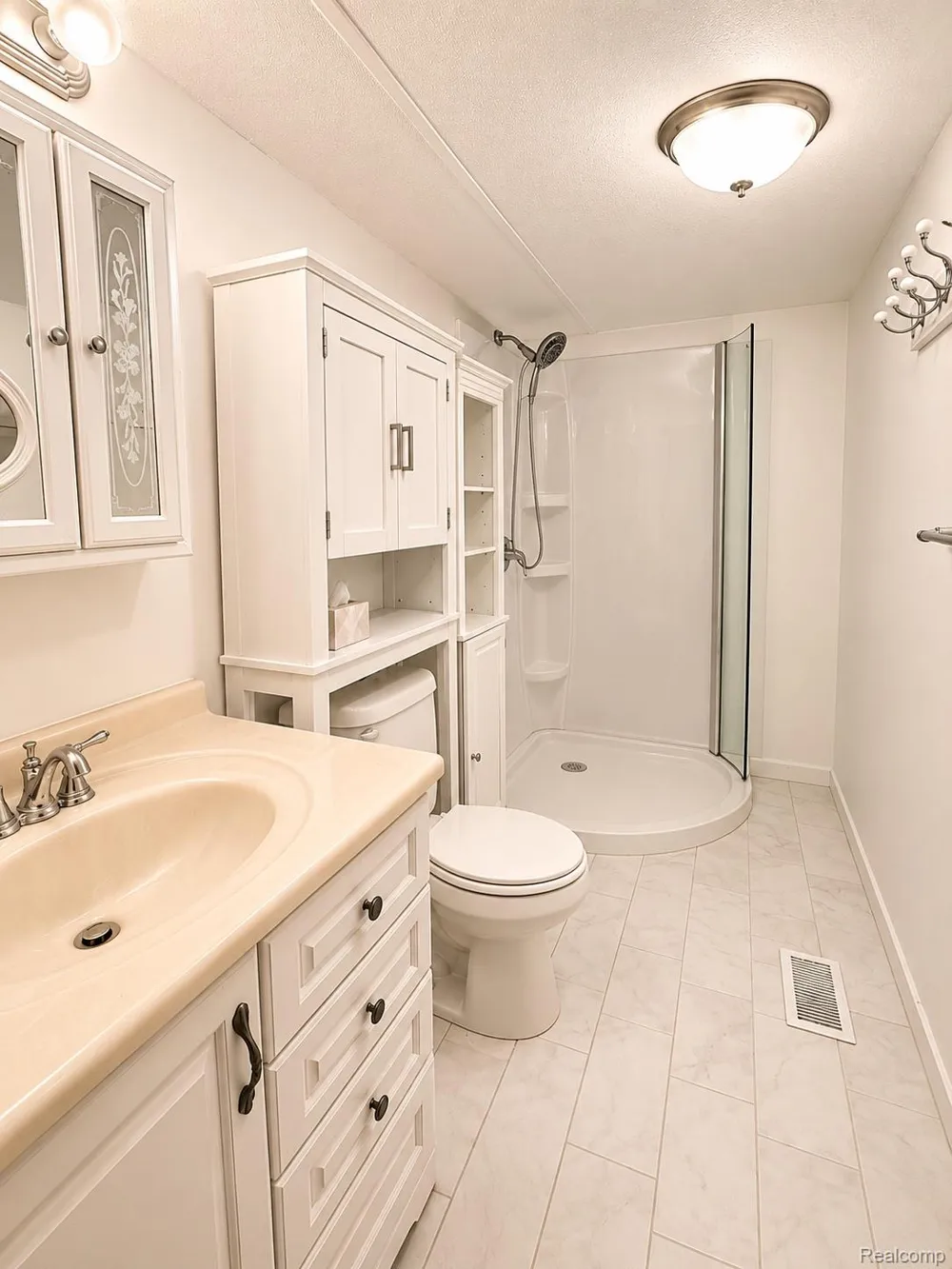 107 Foxpointe Ct Swartz Creek City, MI 48473
