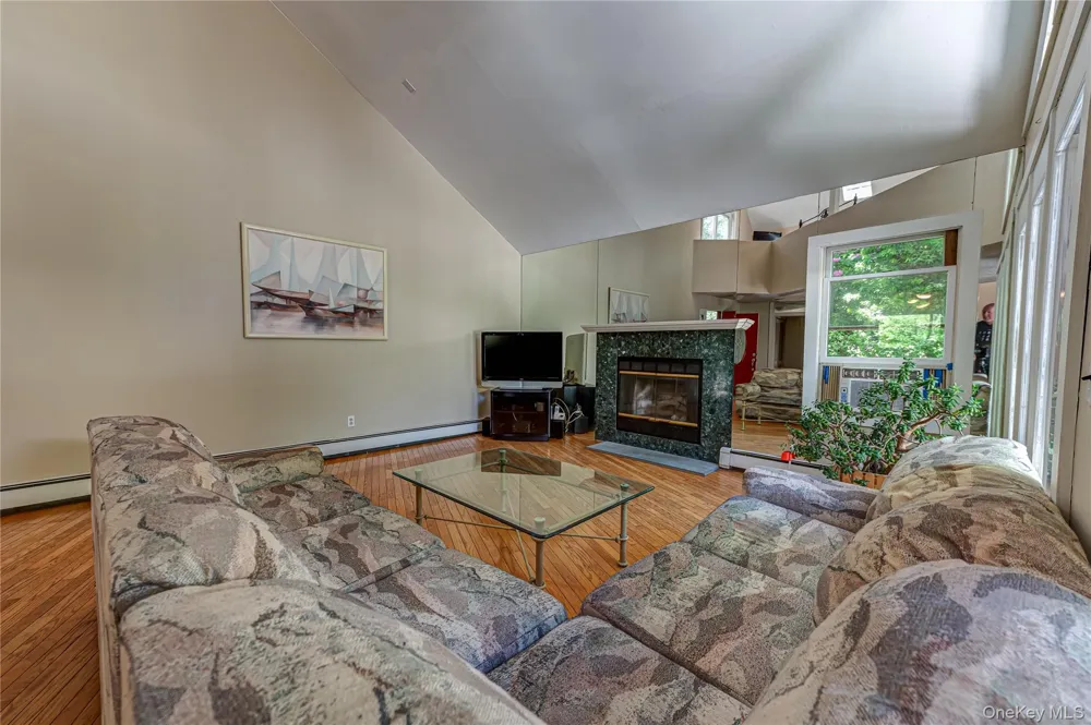 14 Sylvester Road Wading River, NY 11792