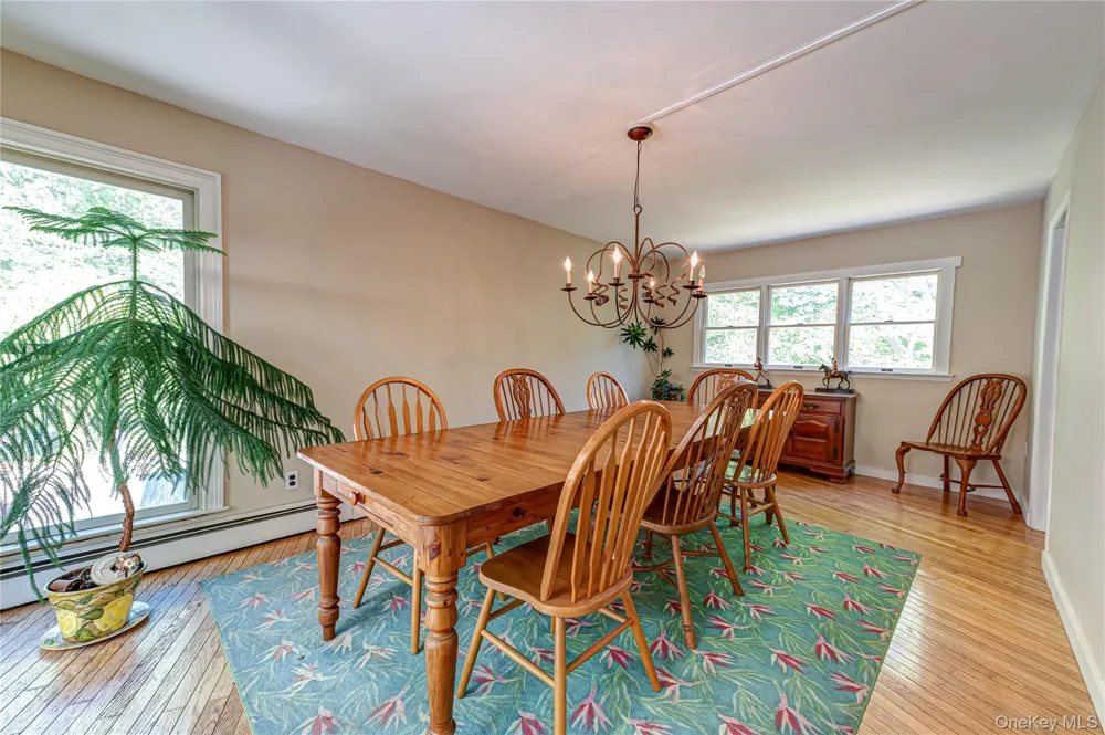14 Sylvester Road Wading River, NY 11792