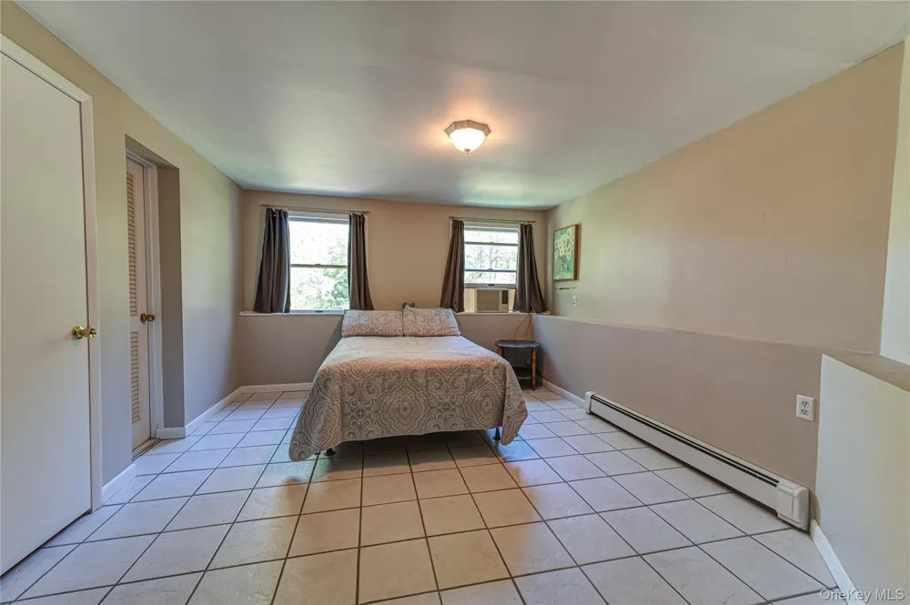 14 Sylvester Road Wading River, NY 11792