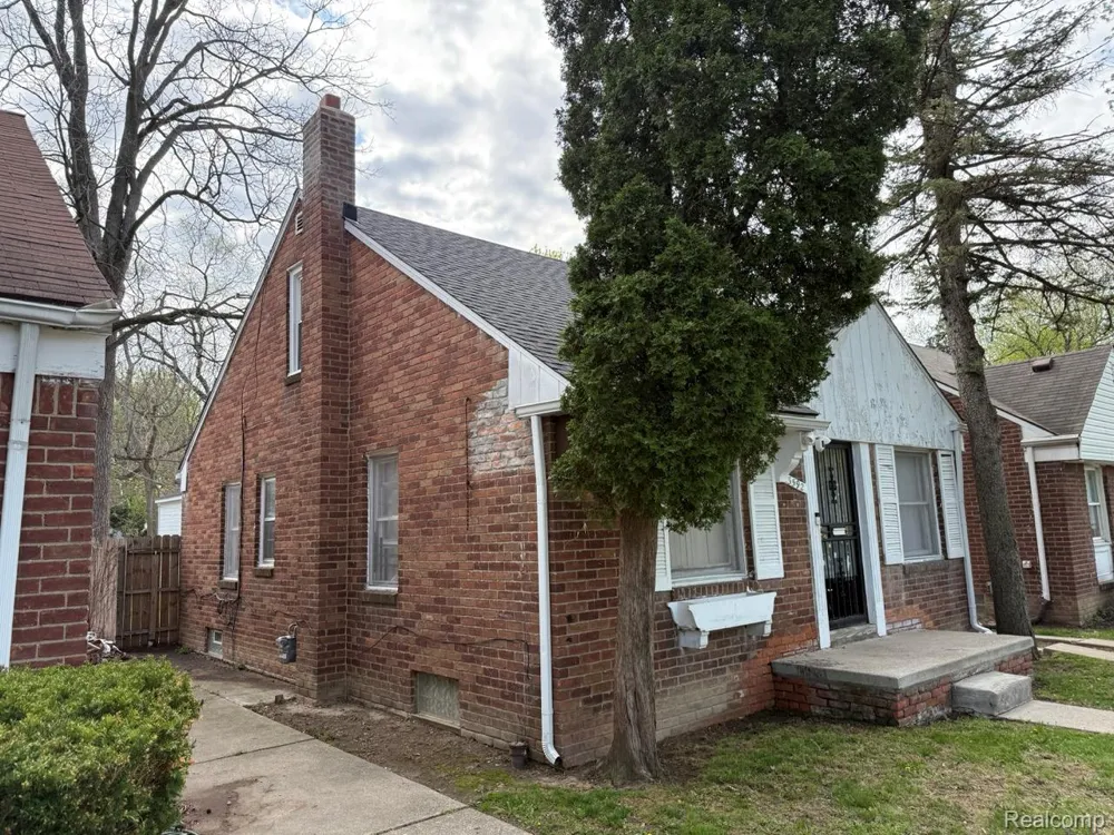 13592 Rosemont Avenue Detroit City, MI 48223