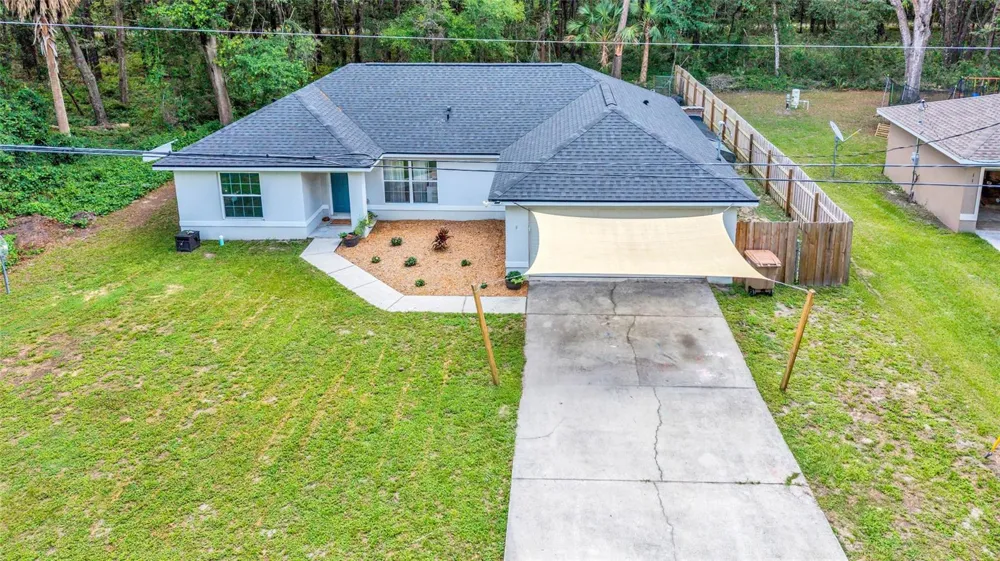 9 SEQUOIA LOOP LANE Ocklawaha, FL 32179