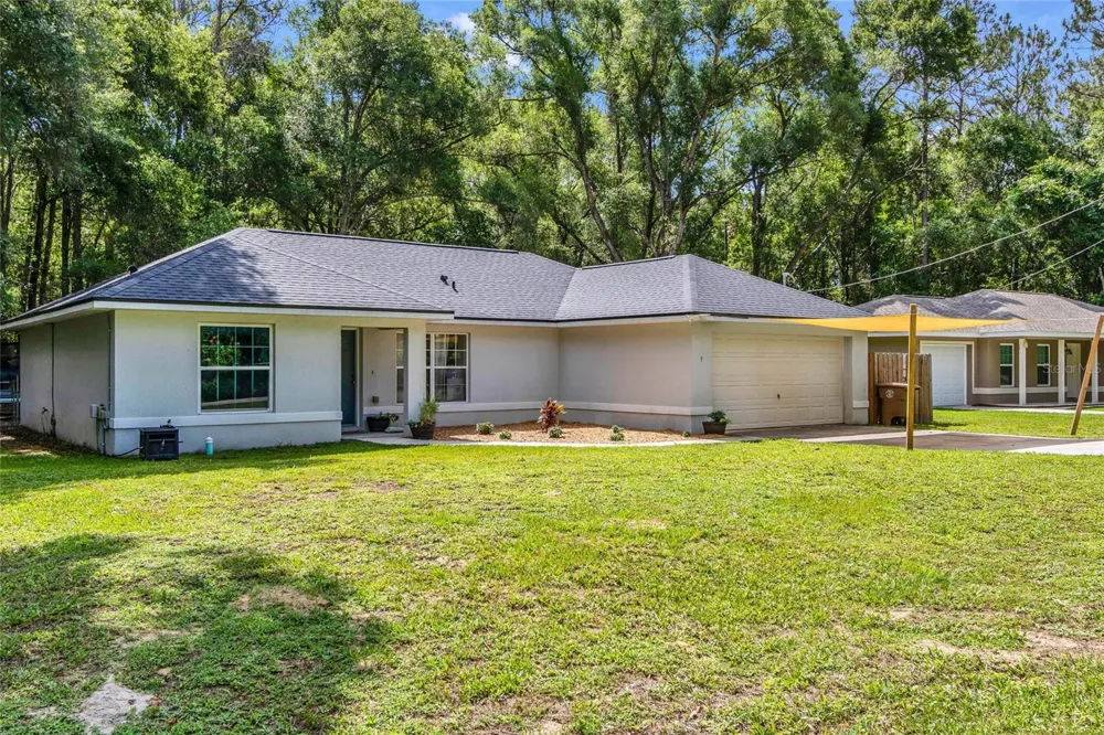 9 SEQUOIA LOOP LANE Ocklawaha, FL 32179