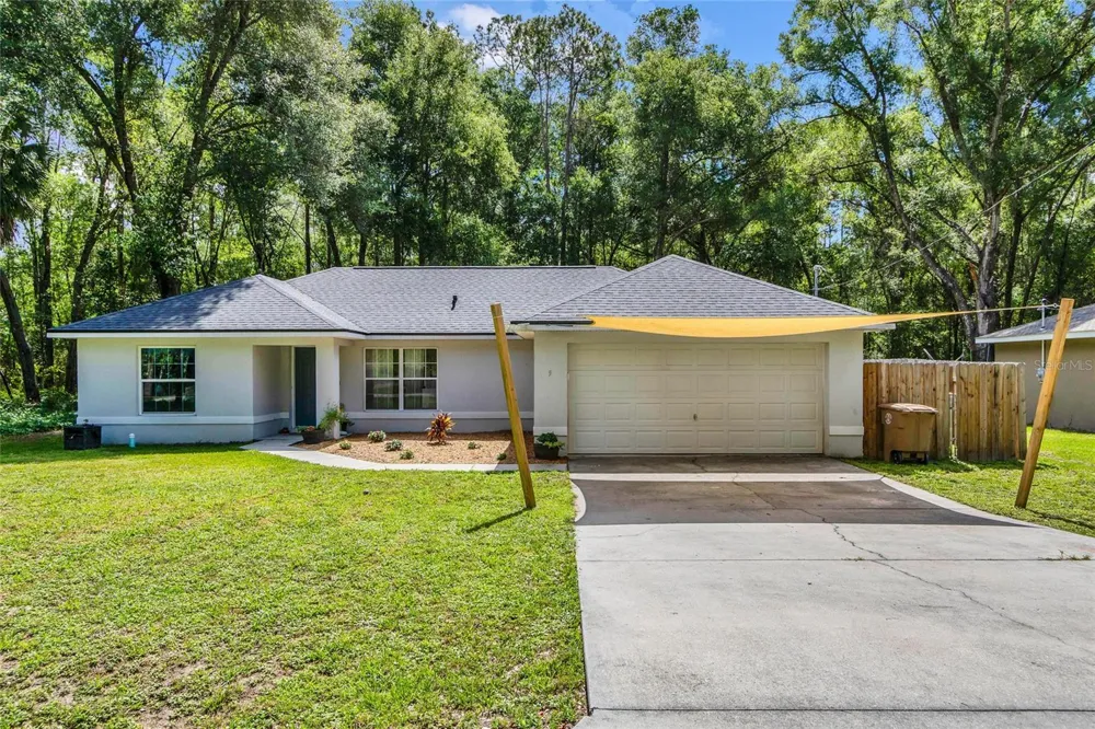 9 SEQUOIA LOOP LANE Ocklawaha, FL 32179