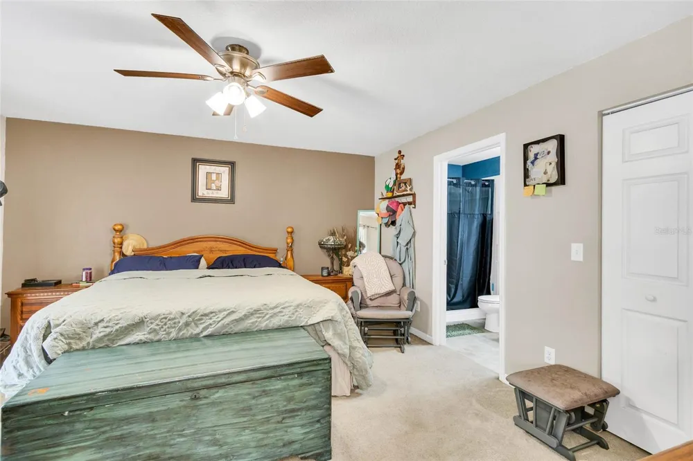 9 SEQUOIA LOOP LANE Ocklawaha, FL 32179
