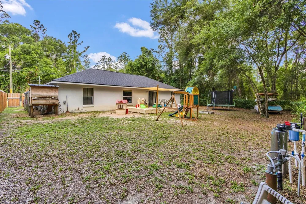 9 SEQUOIA LOOP LANE Ocklawaha, FL 32179