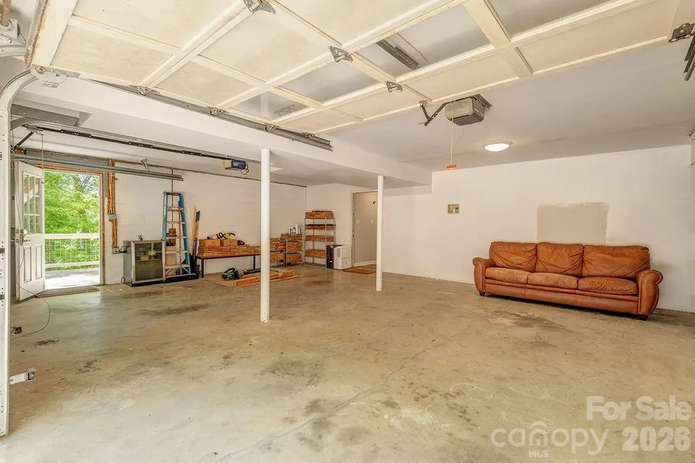 146 Churchill Downs Drive Fairview, NC 28730