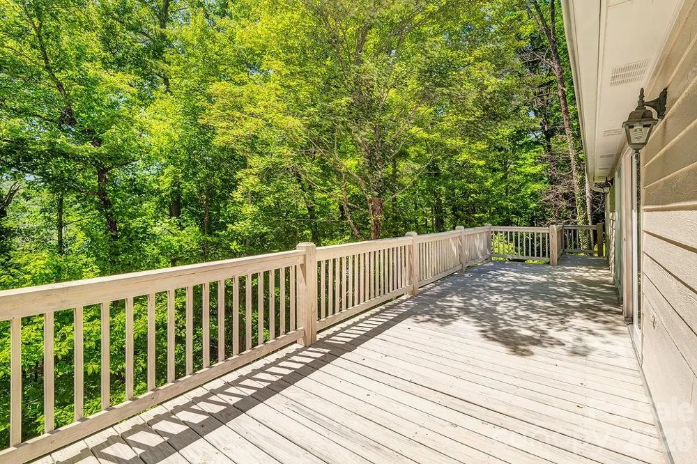 146 Churchill Downs Drive Fairview, NC 28730