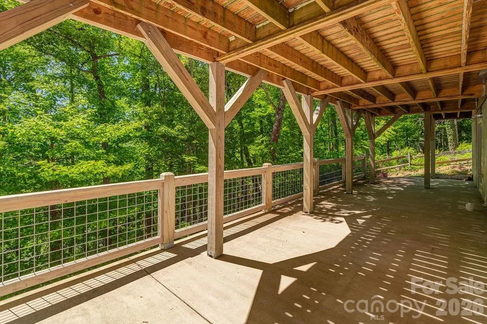 146 Churchill Downs Drive Fairview, NC 28730