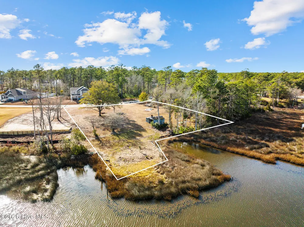 174 Henderson Drive Newport, NC 28570
