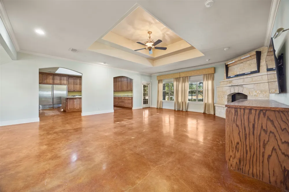 1200 Doe Run Hollow Fredericksburg, TX 78624