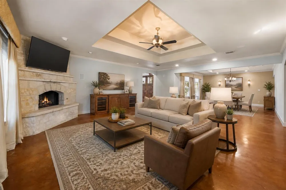 1200 Doe Run Hollow Fredericksburg, TX 78624